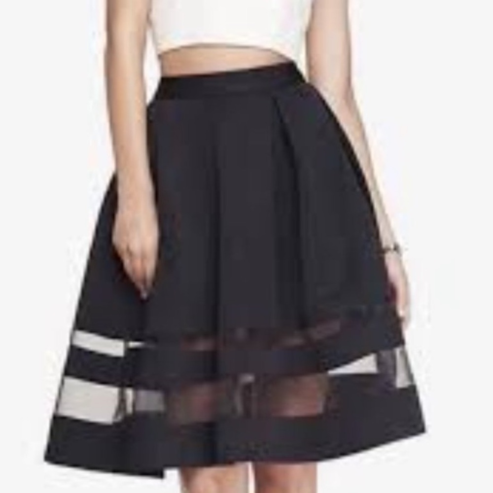 Express Pleated Black Midi Skirt With Mesh Panels Size 0 Holiday Party skirt euc